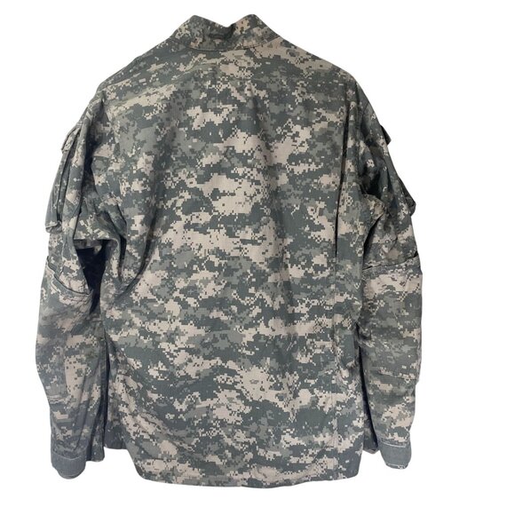 U.S. Army Digital Camouflage Buzz Off Insect Shield Jacket Medium-Long - Picture 2 of 6